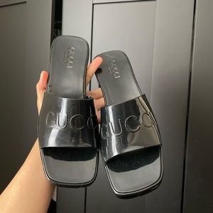 Gucci black square toe sandals